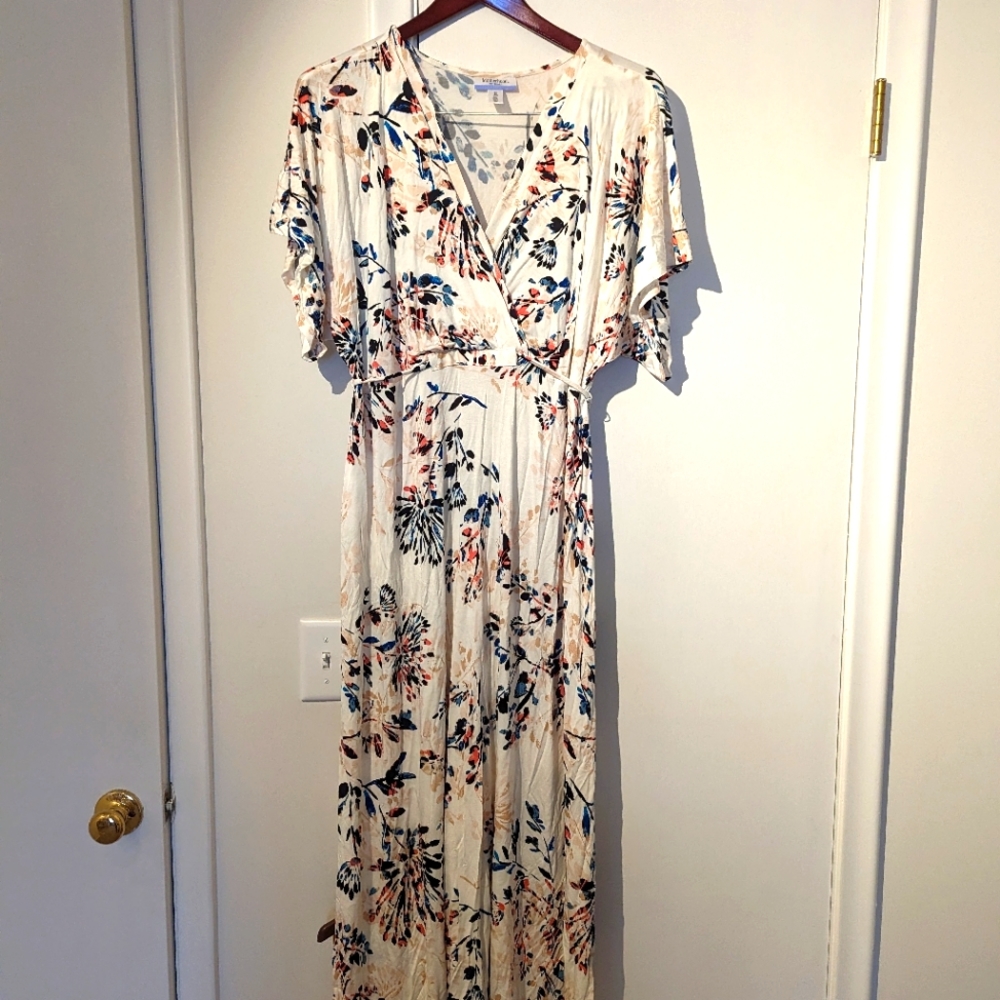 Nursing dress